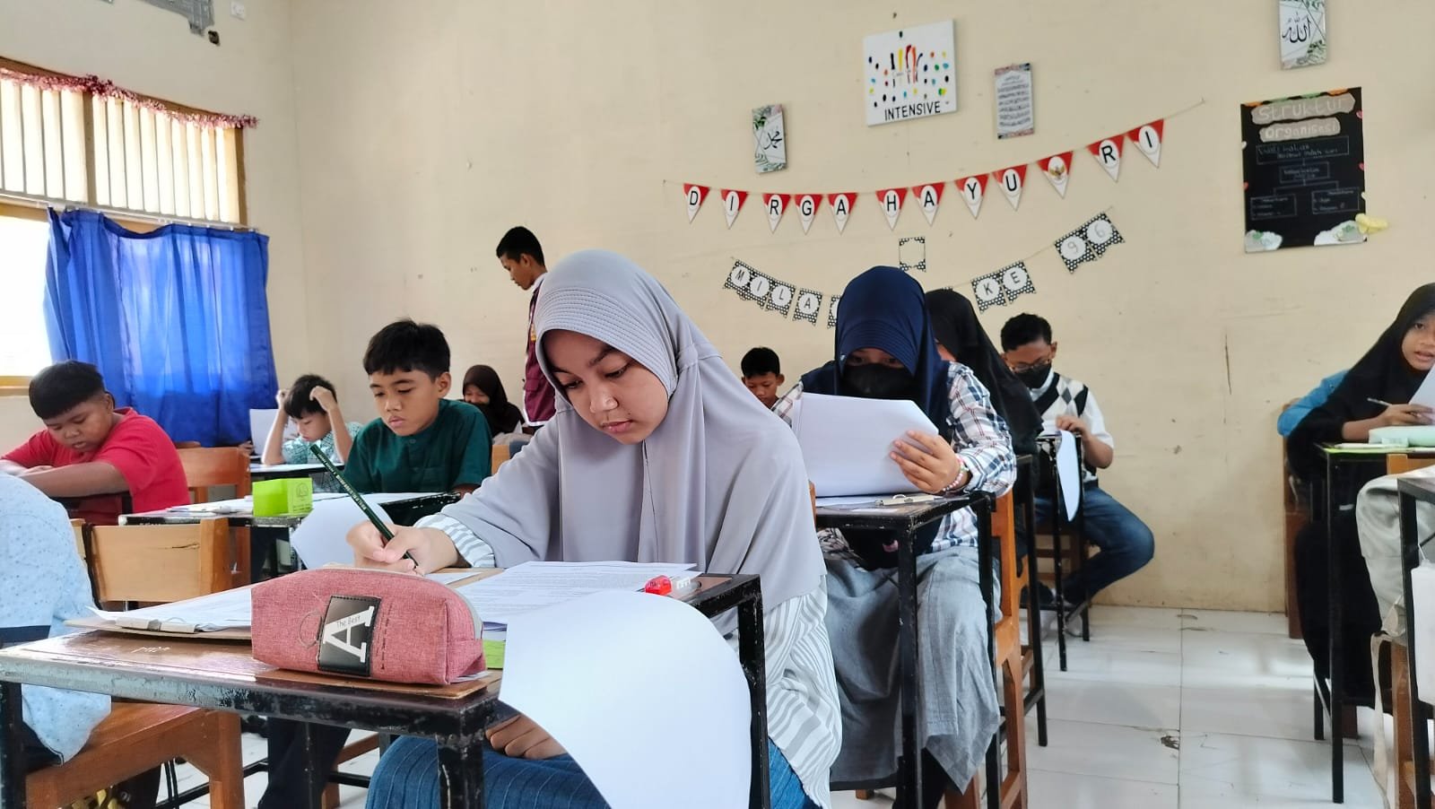 SMP Ihsaniyah Tegal Sukses Mengadakan Try Out Terbesar