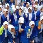 SMP Ihsaniyah Tegal Menerima Penghargaan Sekolah Adiwiyata Tingkat Provinsi Tahun 2024.