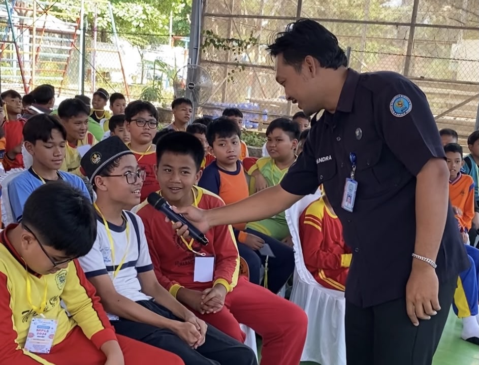 Sosialisasi-Pengaruh-NAPZA-oleh-BNN-SMP-Ihsaniyah-Tegal